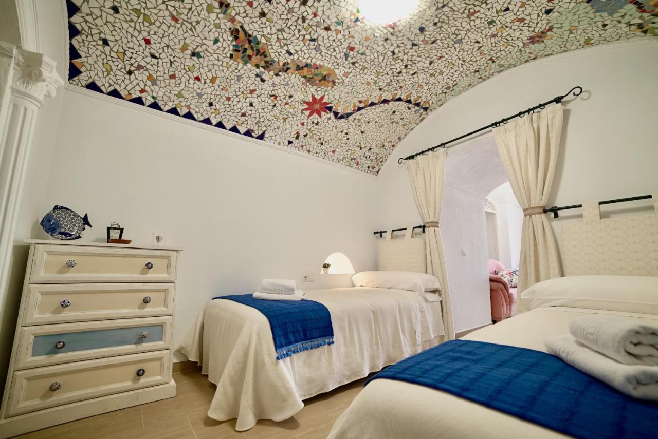 Casa Cueva Los Mosaicos グアディクス エクステリア 写真